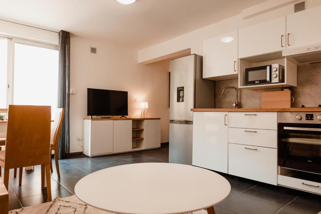 Calvi. T2 2/4 Personnes A 100 Metres De La Plage Apartment Calvi  Ngoại thất bức ảnh